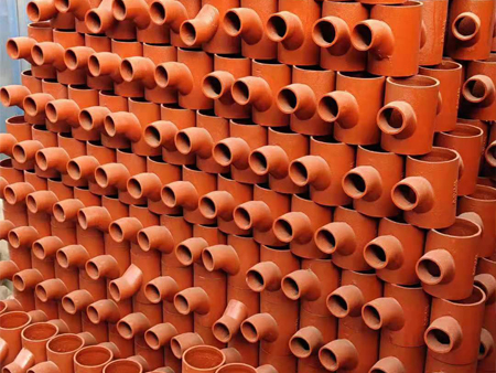 青海寒露时节,金利建材助您构建坚固排水系统